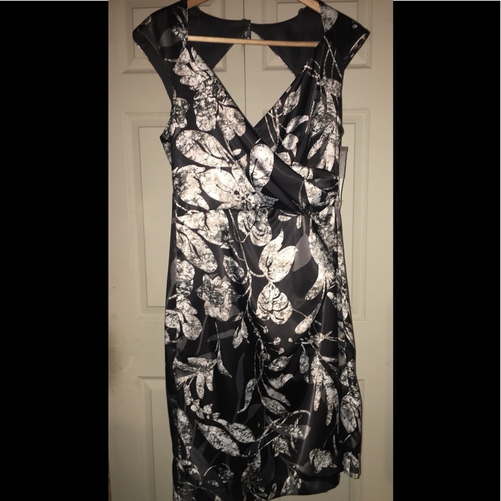 NEW London Style Dress (with tags)